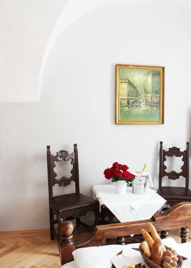 Stadthotel Restaurant Auerhahn วอคลาบรุค ภายนอก รูปภาพ