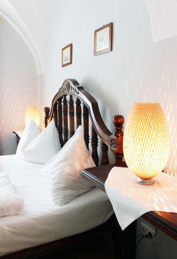 Stadthotel Restaurant Auerhahn วอคลาบรุค ภายนอก รูปภาพ